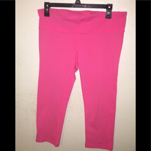 Pink gap fit yoga Capri pants - Picture 1 of 2